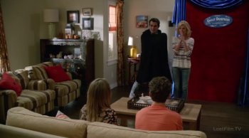   (6 ) / Modern Family (2014)