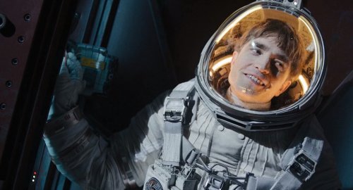  17 (2025)